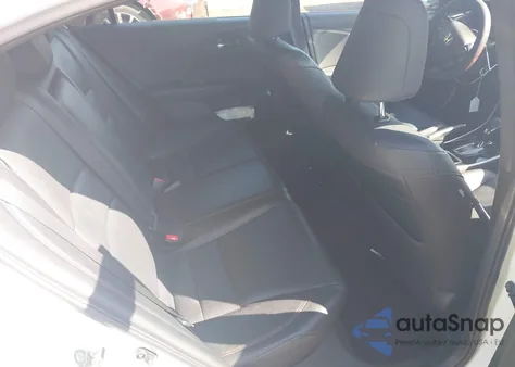 2017 Honda Accord Sport Se z USA, uszkodzony, nr VIN 1HGCR2F12HA233612